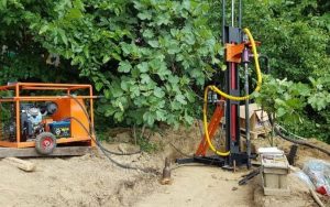 Буріння свердловини навесні: складності та можливі ризики